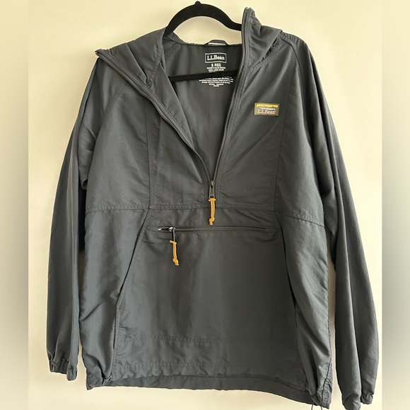 LL Bean 1/2 zip shell - Picture 1 of 2